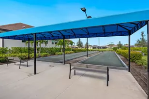 4925 Surfside Cir, Bradenton, FL 34211 - Photo 44