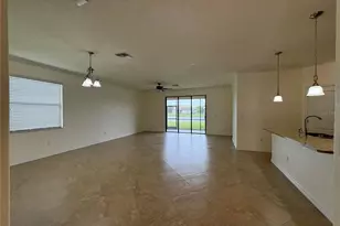530 Fire Bush Ct, Bradenton, FL 34212 - Photo 2