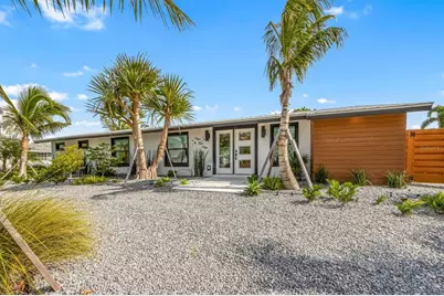 505 65th Street, Holmes Beach, FL 34217 - Photo 6