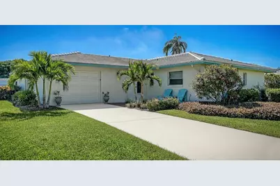 902 68th Street W #902, Bradenton, FL 34209 - Photo 2