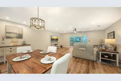 902 68th Street W #902, Bradenton, FL 34209 - Photo 4