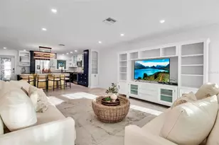 602 Fair Winds Dr, Nokomis, FL 34275 - Photo 2