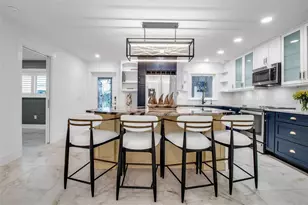 602 Fair Winds Dr, Nokomis, FL 34275 - Photo 6