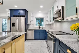 602 Fair Winds Dr, Nokomis, FL 34275 - Photo 4