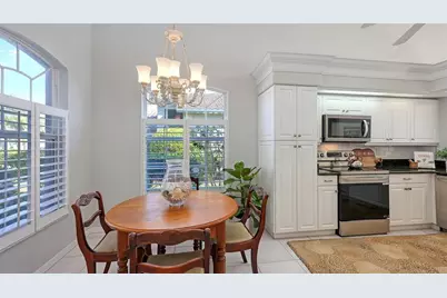 8737 Pebble Creek Lane, Sarasota, FL 34238 - Photo 12