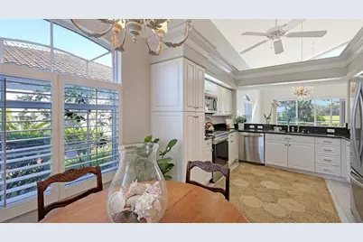 8737 Pebble Creek Lane, Sarasota, FL 34238 - Photo 12