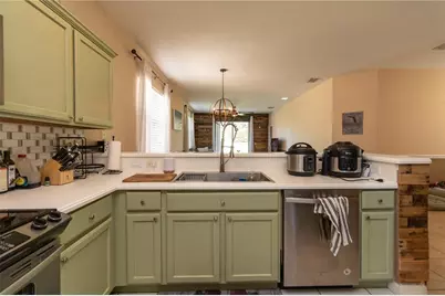 7041 Chatum Light Run, Bradenton, FL 34212 - Photo 10