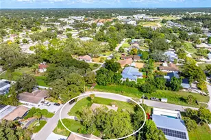 2588 Colorado St, Sarasota, FL 34237 - Photo 4