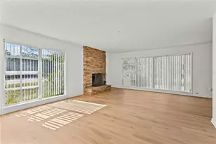 2588 Colorado St, Sarasota, FL 34237 - Photo 4