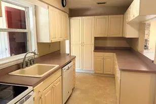 2588 Colorado St, Sarasota, FL 34237 - Photo 20