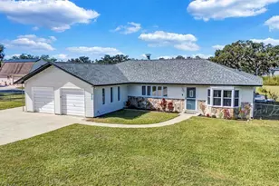 10617 31st Ave E, Palmetto, FL 34221 - Photo 2