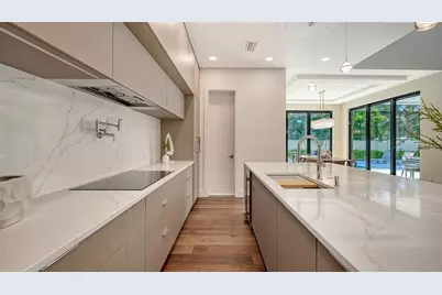 1966 Wisteria Street, Sarasota, FL 34239 - Photo 18