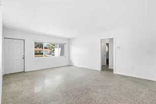 2560 Tulip St, Sarasota, FL 34239 - Photo 8