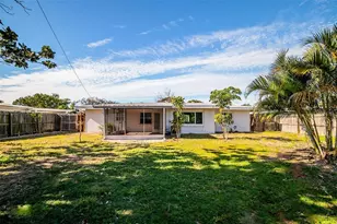 2560 Tulip St, Sarasota, FL 34239 - Photo 22