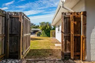 2560 Tulip St, Sarasota, FL 34239 - Photo 24