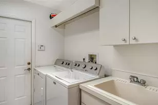 3247 Alex Findlay Pl, Sarasota, FL 34240 - Photo 22