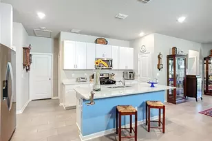 5727 Bungalow Grove Ct, Palmetto, FL 34221 - Photo 6