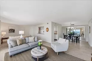 101 Benjamin Franklin Dr, Sarasota, FL 34236 - Photo 10