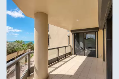 1241 Gulf Of Mexico Drive #203, Longboat Key, FL 34228 - Photo 4