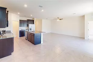 13816 Woodbridge Terrace, Bradenton, FL 34211 - Photo 6