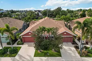 3808 Bridlecrest Ln, Bradenton, FL 34209 - Photo 2