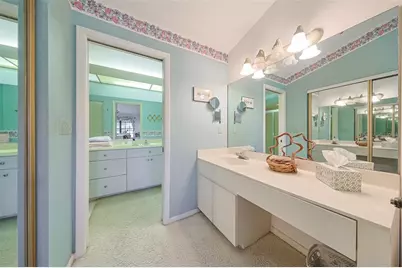 5941 Clubside Drive #5941, Sarasota, FL 34243 - Photo 26