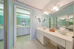 5941 Clubside Dr, Sarasota, FL 34243 - Photo 26