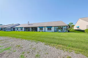 5941 Clubside Dr, Sarasota, FL 34243 - Photo 40