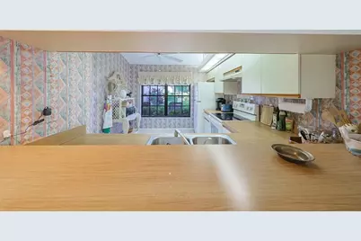 5941 Clubside Drive #5941, Sarasota, FL 34243 - Photo 6