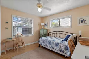 2813 Avenue E, Holmes Beach, FL 34217 - Photo 12