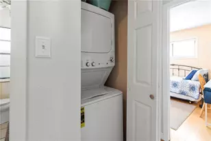 2813 Avenue E, Holmes Beach, FL 34217 - Photo 14