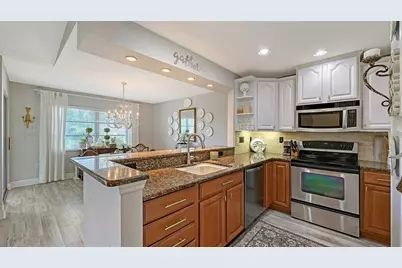 2640 Clubhouse Drive #203, Sarasota, FL 34232 - Photo 10