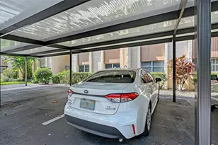 2640 Clubhouse Dr, Sarasota, FL 34232 - Photo 22