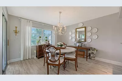 2640 Clubhouse Drive #203, Sarasota, FL 34232 - Photo 8