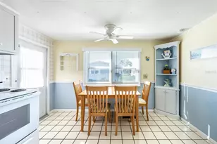 365 Andros Dr, Sarasota, FL 34233 - Photo 8