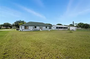 4005 W Sunflower Cir, Labelle, FL 33935 - Photo 20