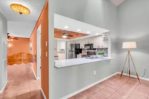 4565 Lakecrest Pl, Sarasota, FL 34233 - Photo 12