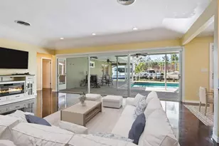 1248 Northport Dr, Sarasota, FL 34242 - Photo 6