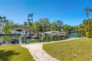 1248 Northport Dr, Sarasota, FL 34242 - Photo 32