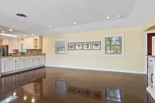 1248 Northport Dr, Sarasota, FL 34242 - Photo 10