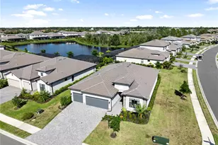 4889 Seafoam Trl, Bradenton, FL 34211 - Photo 2