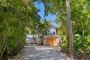 7314 Point of Rocks Rd, Sarasota, FL 34242 - Photo 14