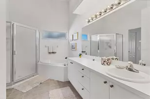 5240 Hyland Hills Ave, Sarasota, FL 34241 - Photo 32