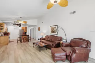 221 Island Cir, Sarasota, FL 34242 - Photo 6