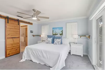 221 Island Circle, Sarasota, FL 34242 - Photo 12