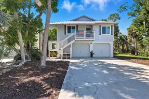 221 Island Cir, Sarasota, FL 34242 - Photo 28