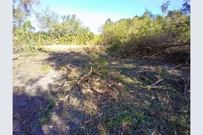 4193 Chippewa Street, Port Charlotte, FL 33981 - Photo 4