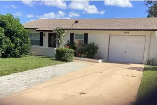 1036 Hope St, Venice, FL 34285 - Photo 2