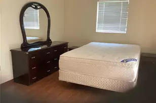 1036 Hope St, Venice, FL 34285 - Photo 12