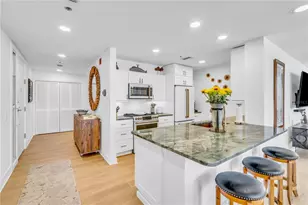 615 Dream Island Pl, Longboat Key, FL 34228 - Photo 4